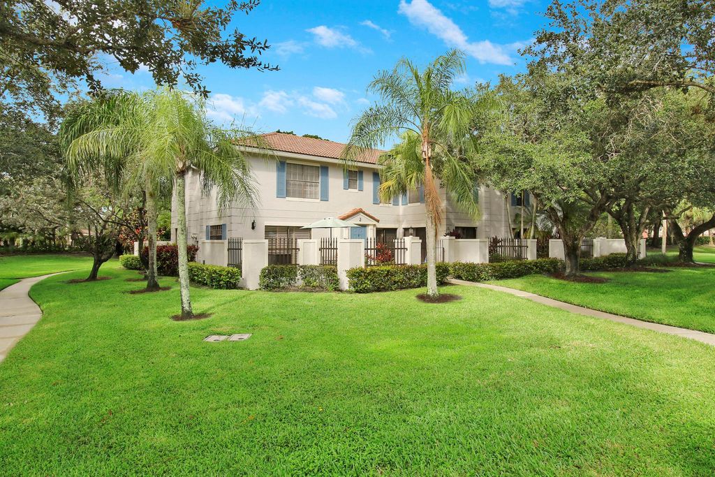 Photo of 377 Prestwick Lane #2, Palm Beach Gardens, FL 33418 (MLS # R11017626)