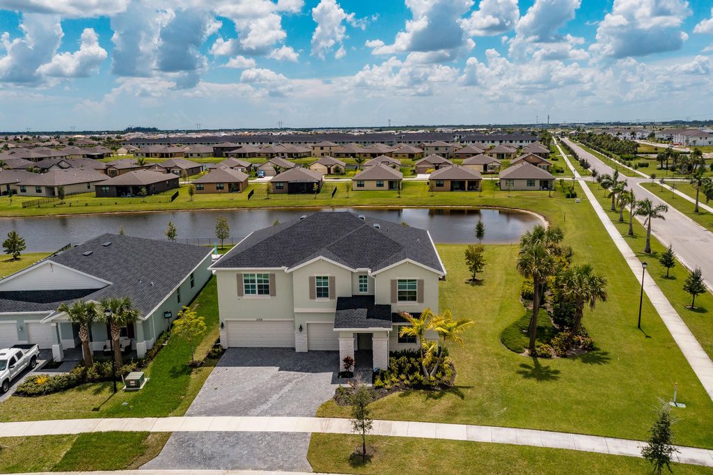 Photo of 12328 SW Roma Circle, Port Saint Lucie, FL 34987 (MLS # R11163599)