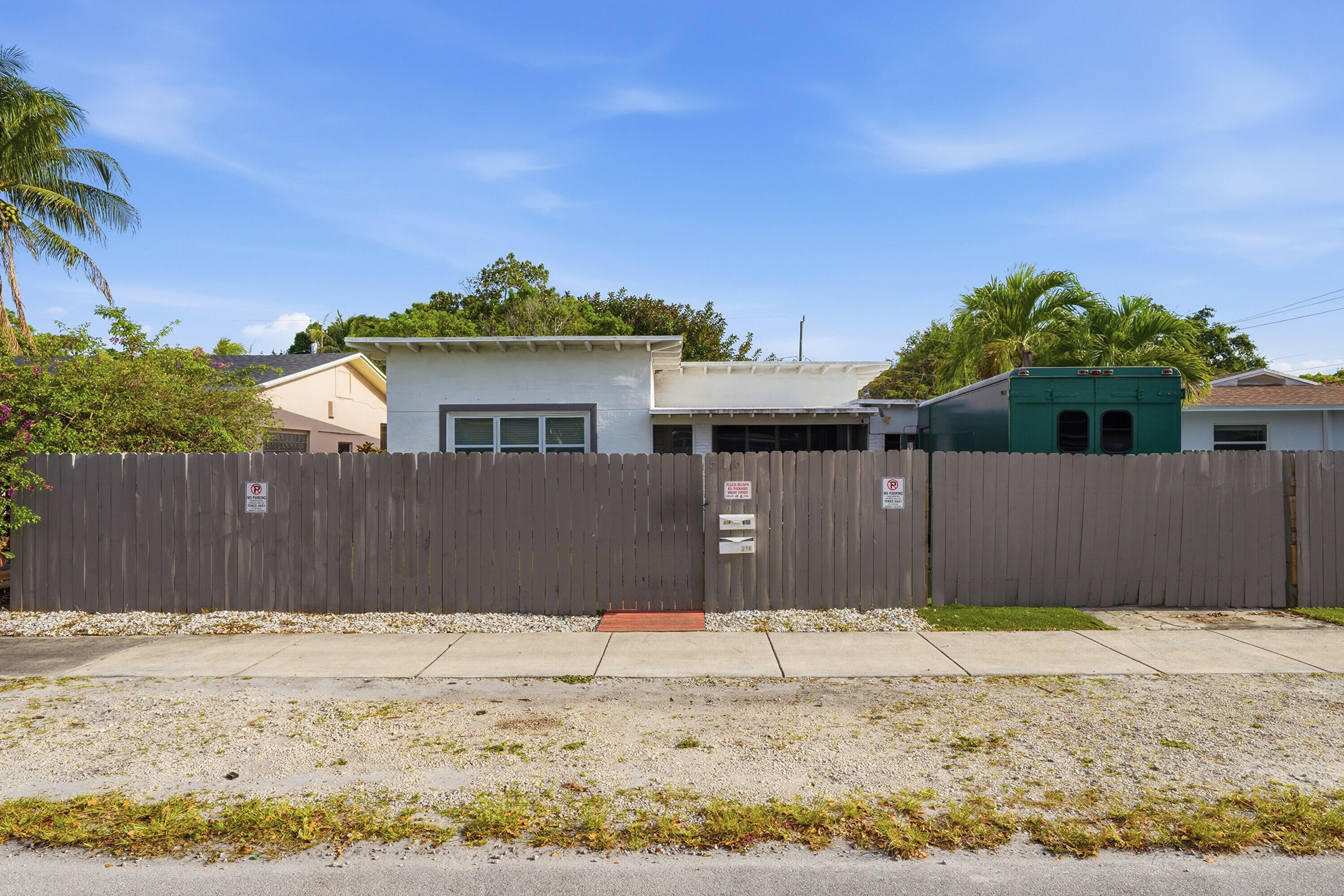 516 SW 15th Street 1-1