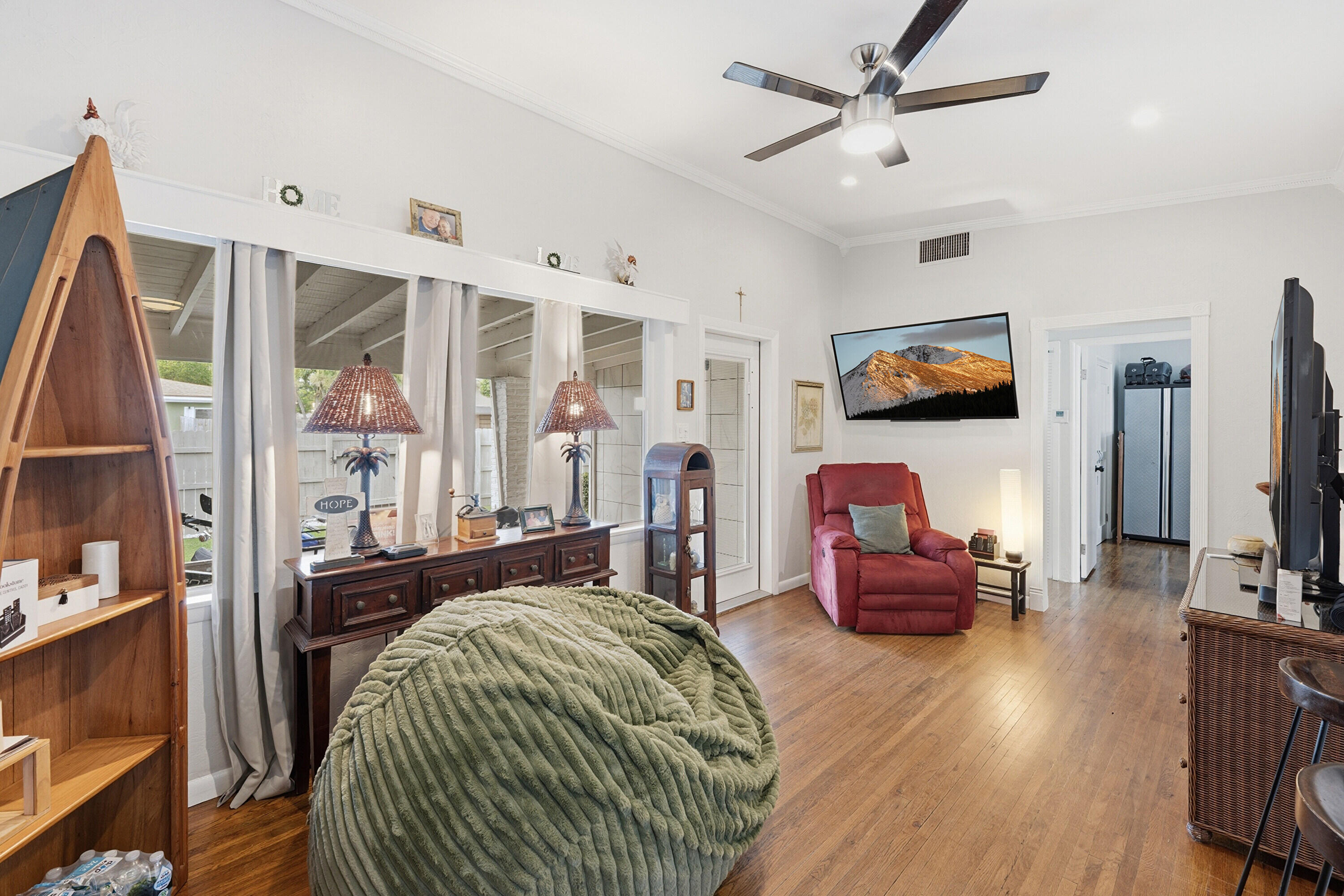 516 SW 15th Street 1-1