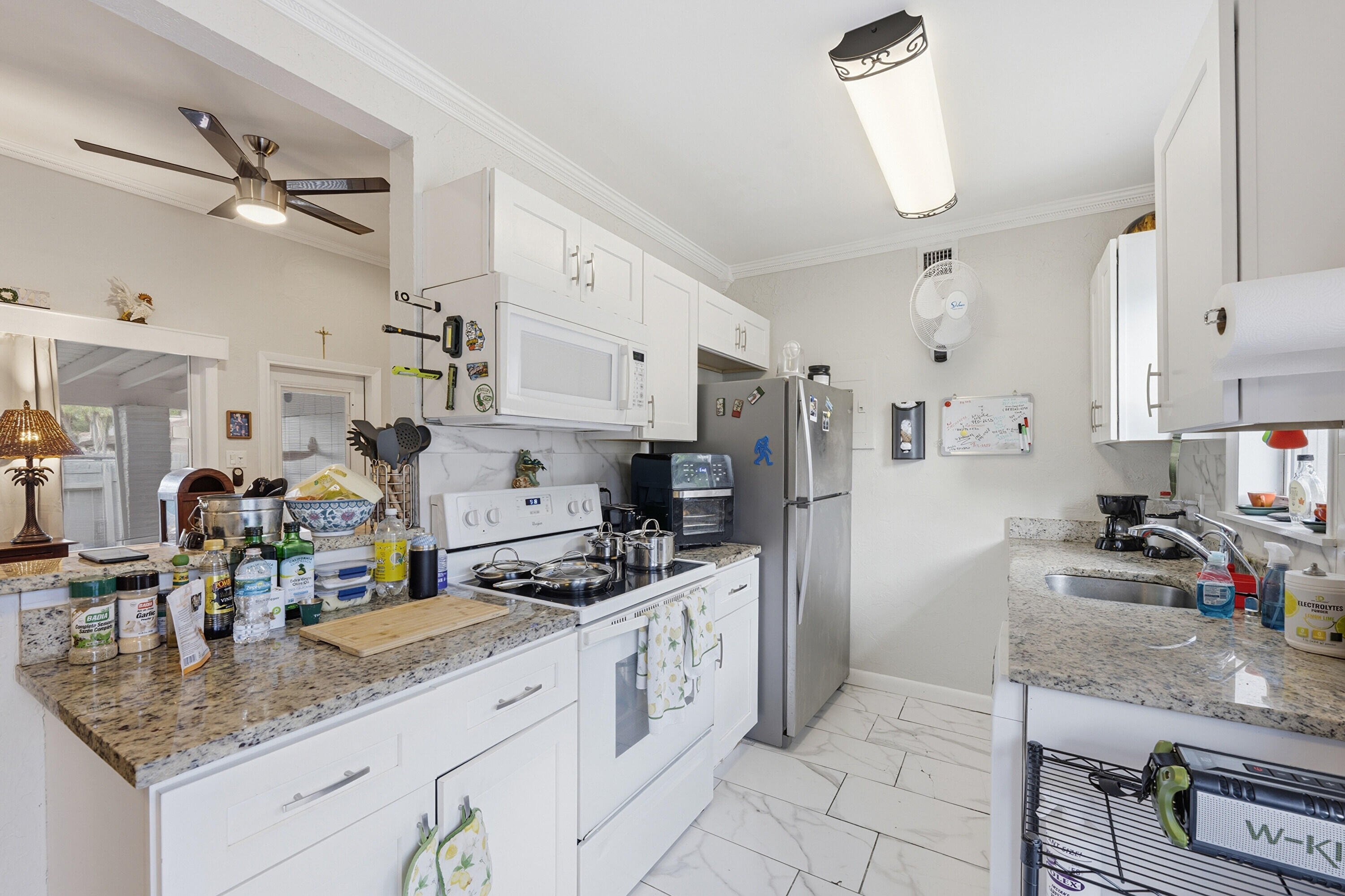 LAUDERDALE - Residential Income