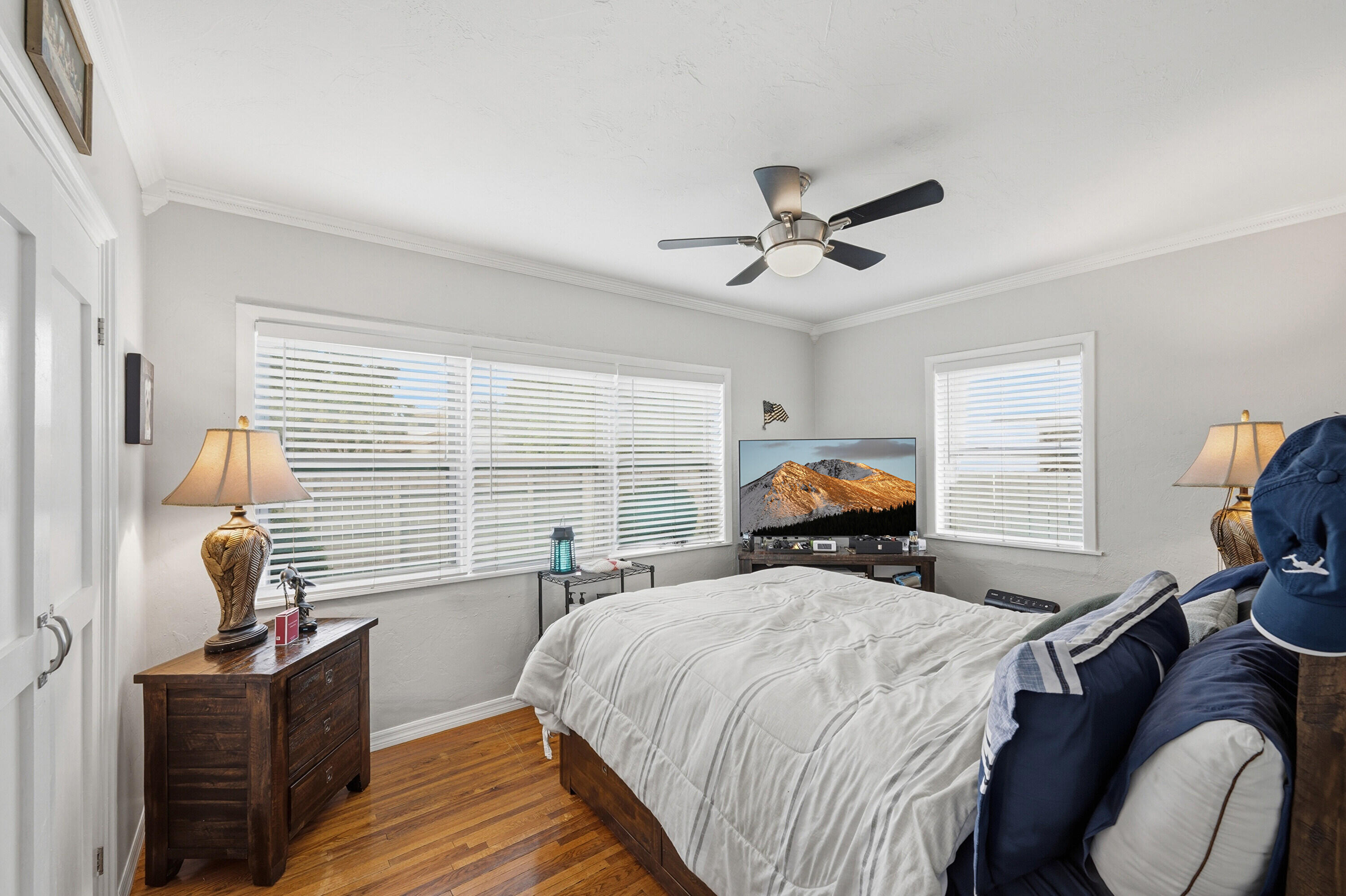 LAUDERDALE - Residential Income