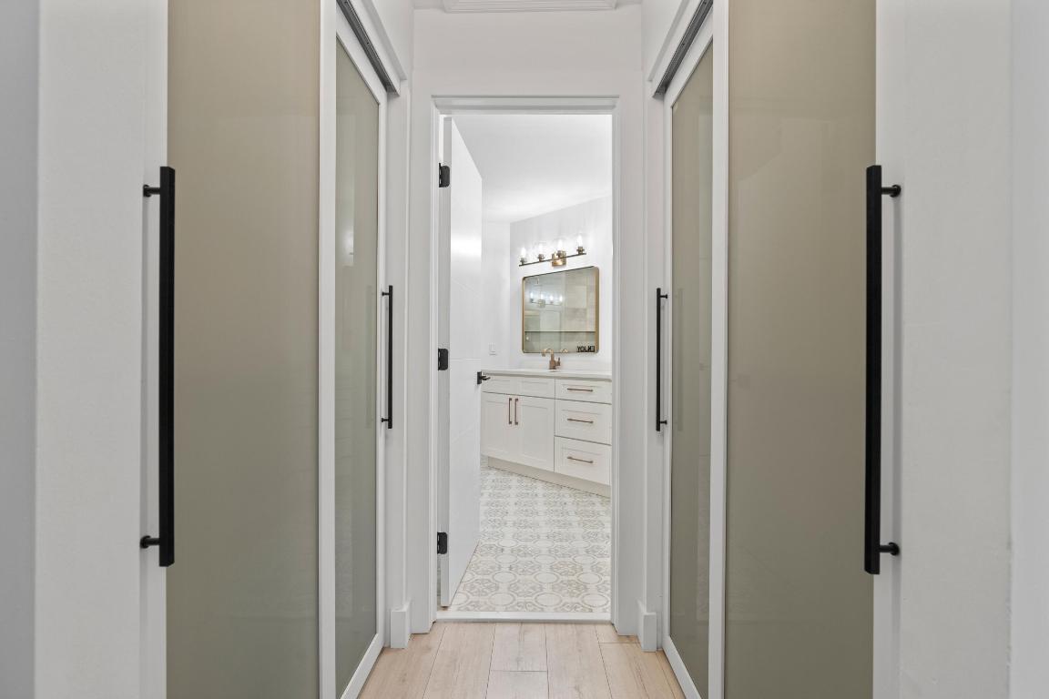 MARINERS COVE 1 - Residential Lease