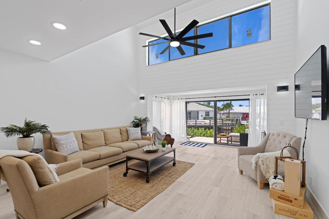 MARINERS COVE 1 - Residential Lease