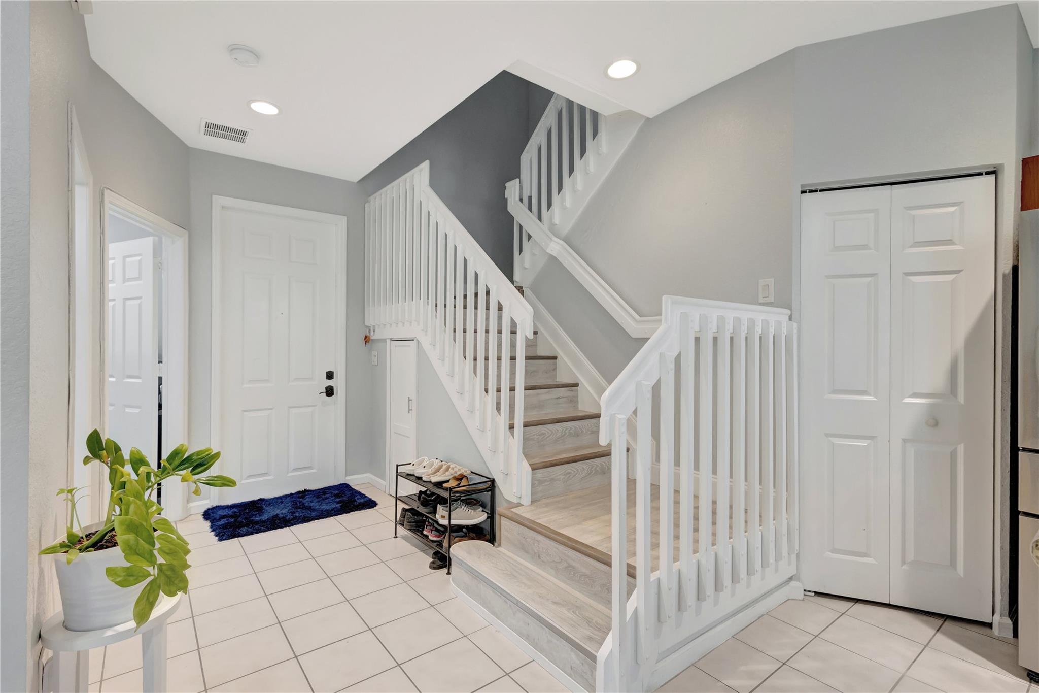2037 Nassau Dr 2037