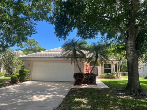 5166 SE Inkwood Way, Hobe Sound, FL MLS: R11079041