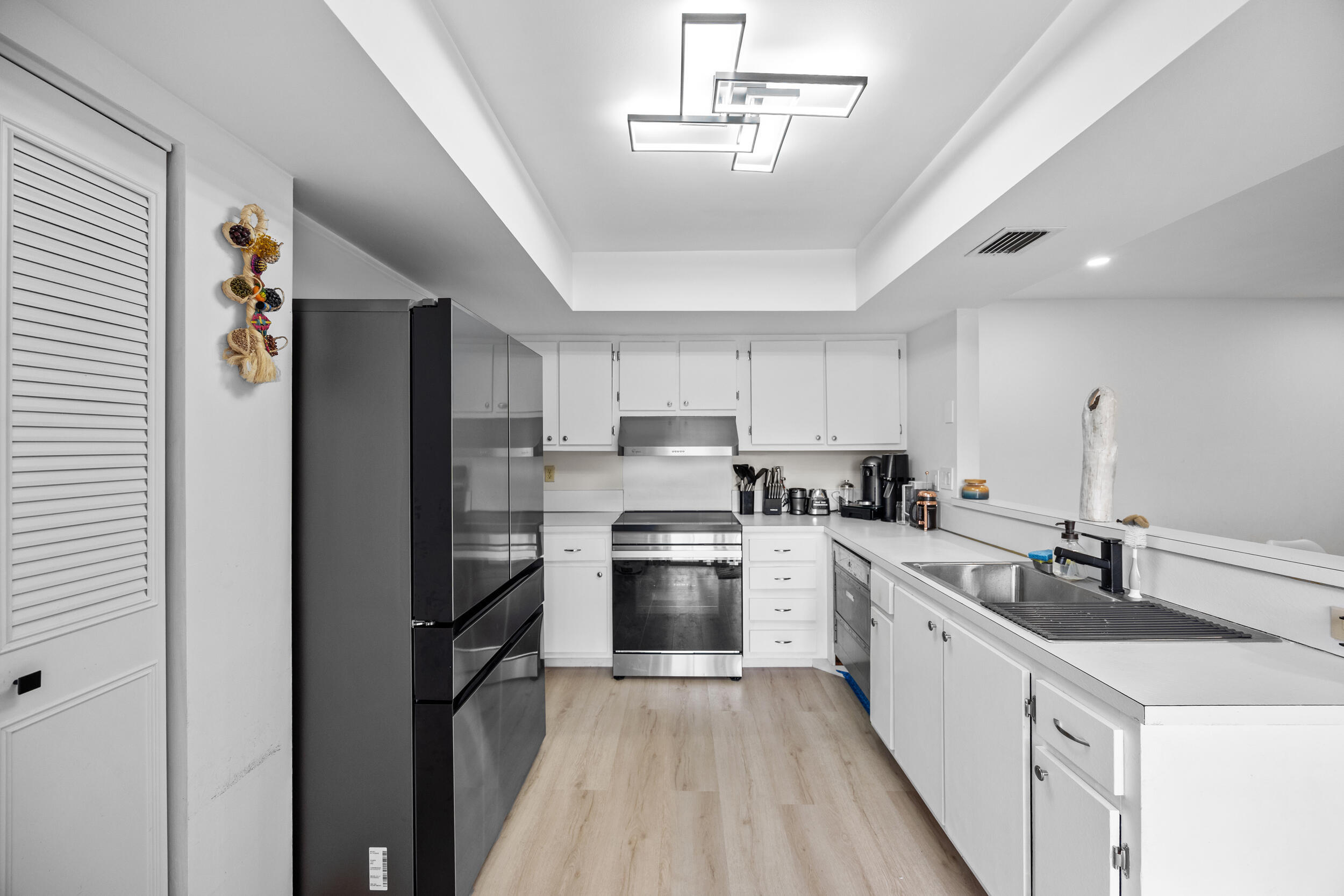 12049 N Basin St Street N