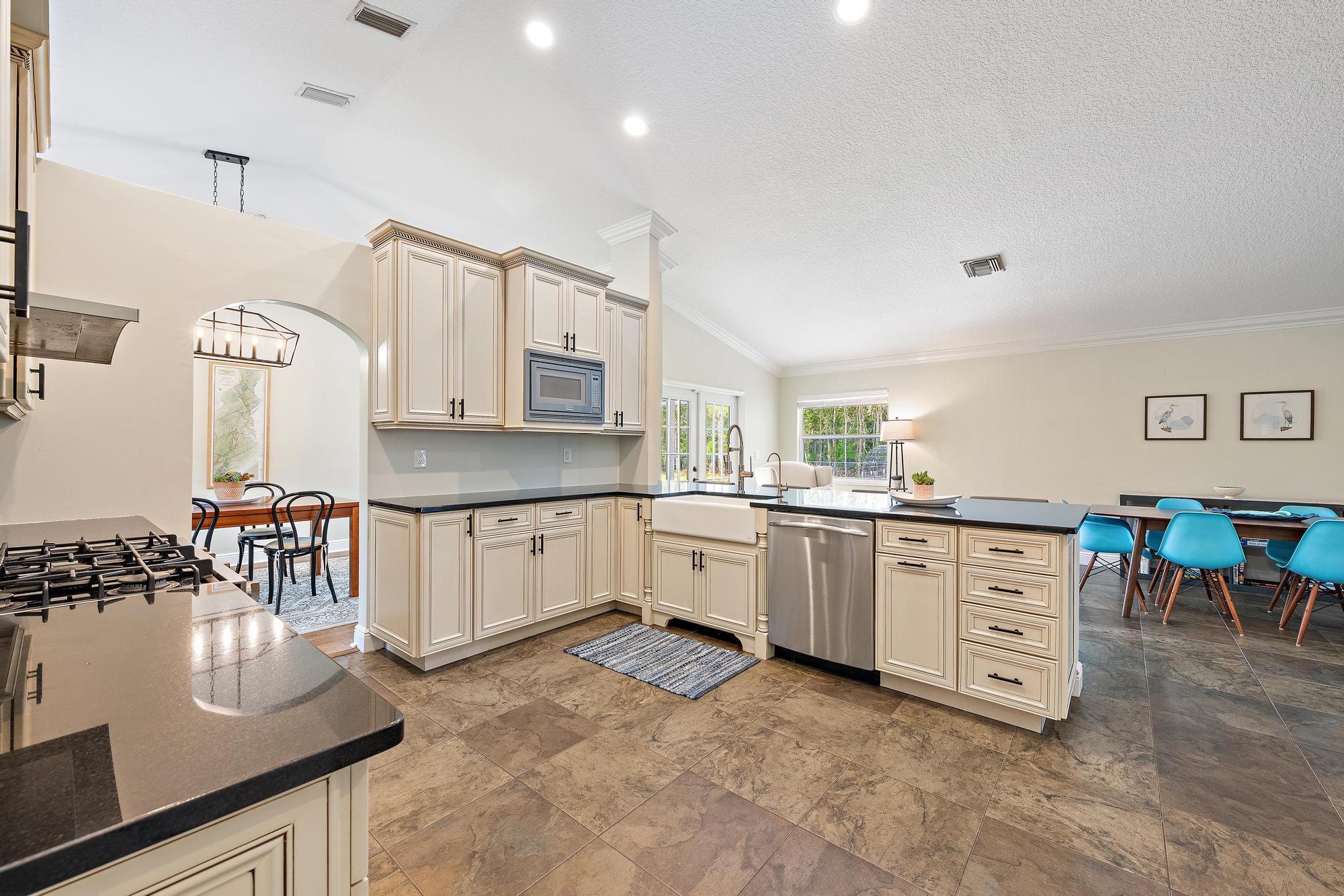 ACREAGE - Residential