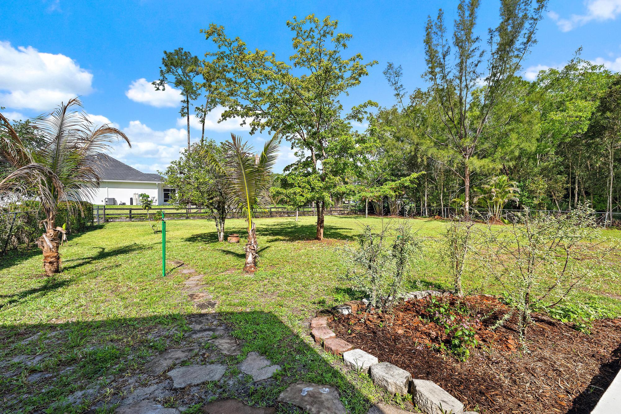 ACREAGE - Residential