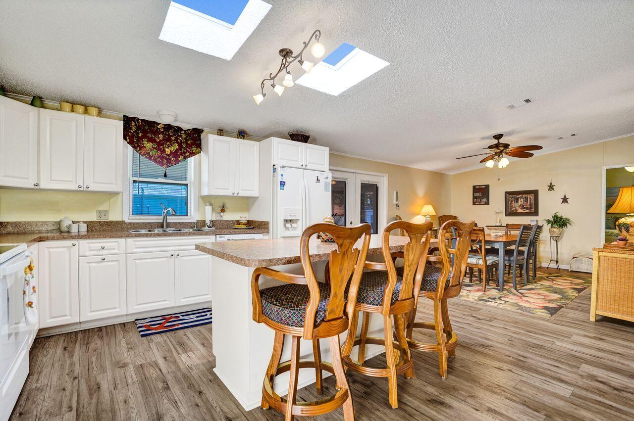 PINE GROVE VILLAGE - Residential