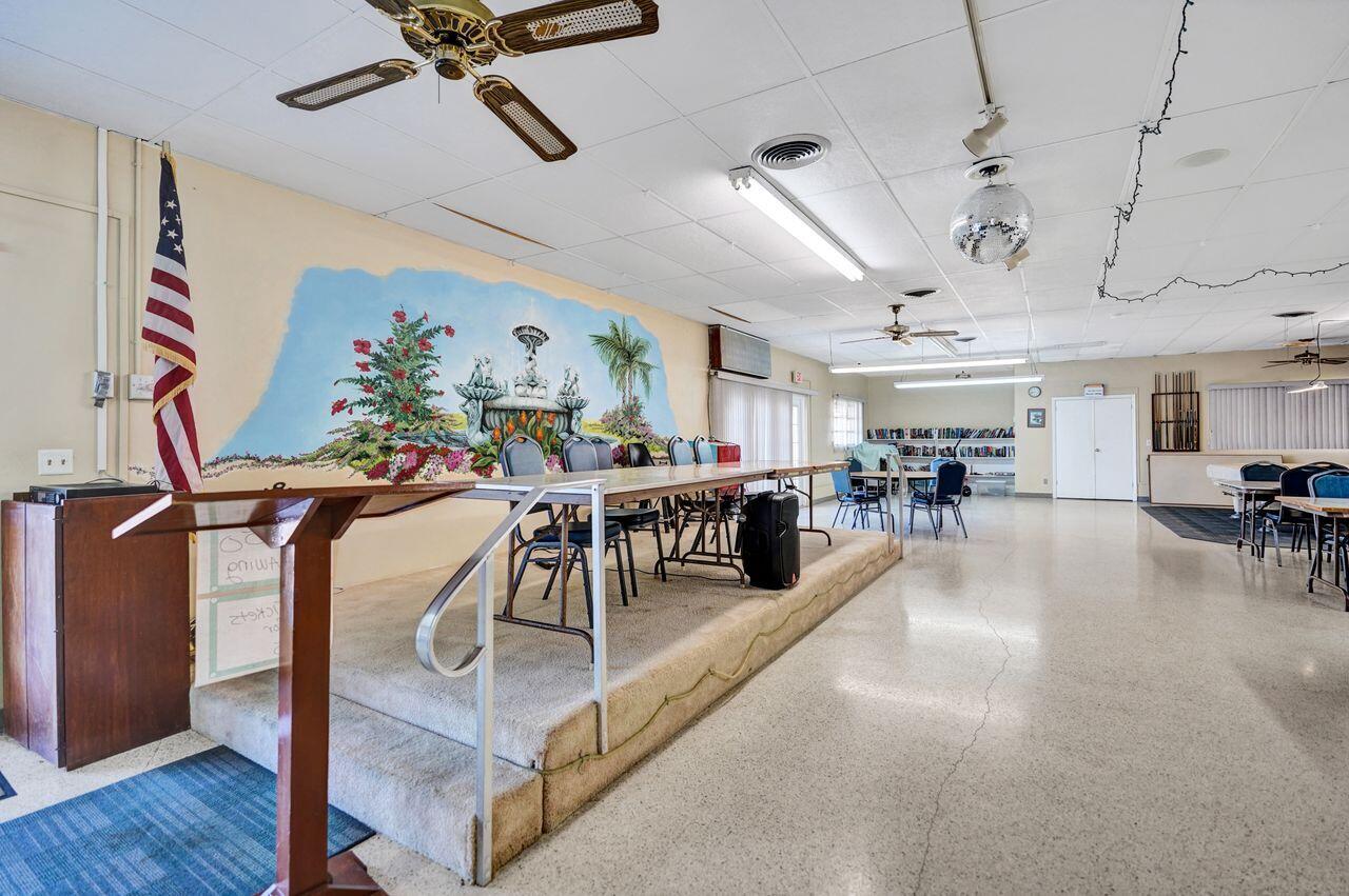 PINE GROVE VILLAGE - Residential