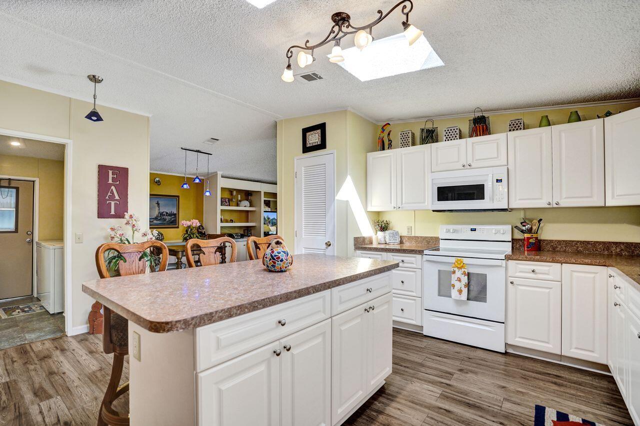 PINE GROVE VILLAGE - Residential