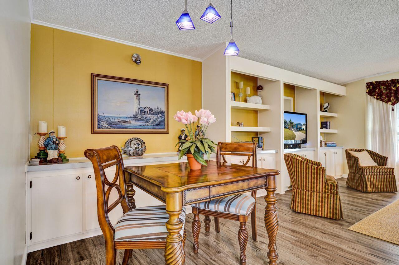 PINE GROVE VILLAGE - Residential