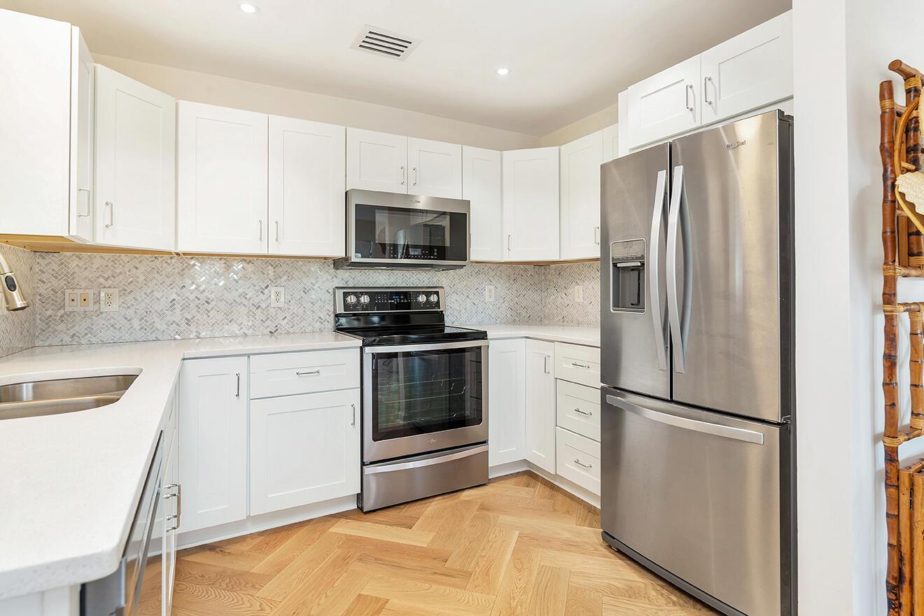 BROADMOOR SEC 3 - Residential Lease