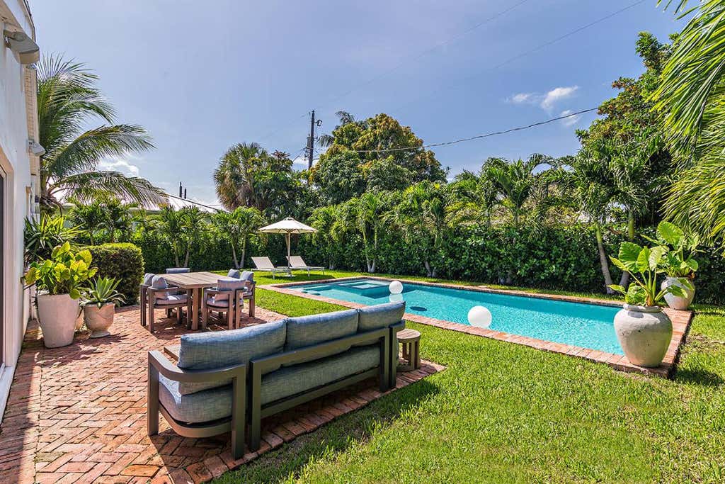 Photo of 319 Hunter Street, West Palm Beach, FL 33405 (MLS # R11134067)