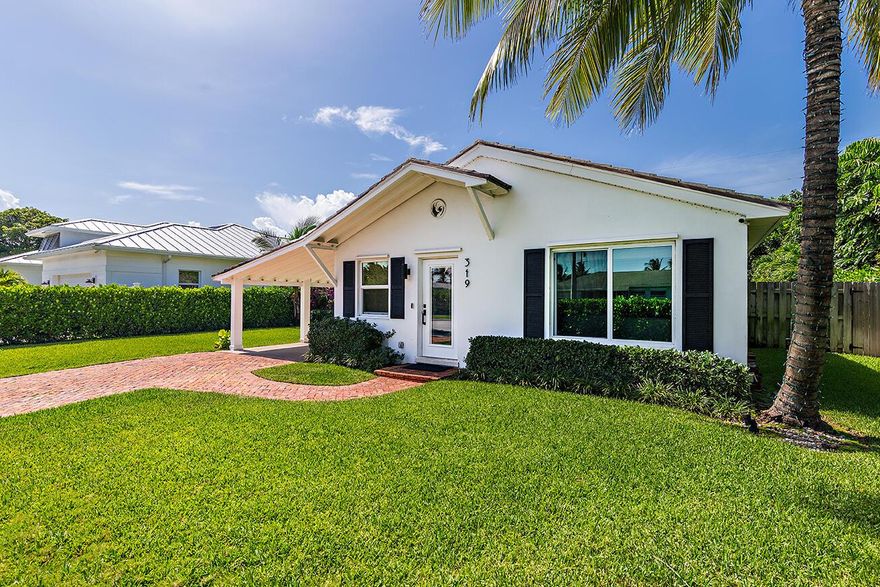 This adorable Cottage is located in the desirable SoSo neighborhood and available for seasonal or annual lease. The renovated 2 bedroom, one bath house has tons of light and a chic decor. The very private pool and garden are a highlight and a wonderful place to relax and enjoy the south Florida sun.