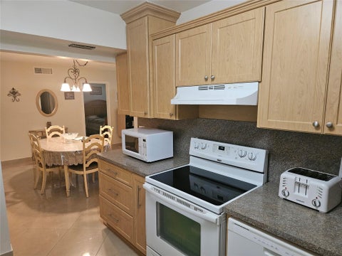 Tiny photo for 959 SE 2ND Avenue #117, Deerfield Beach, FL 33441 (MLS # B26070296)