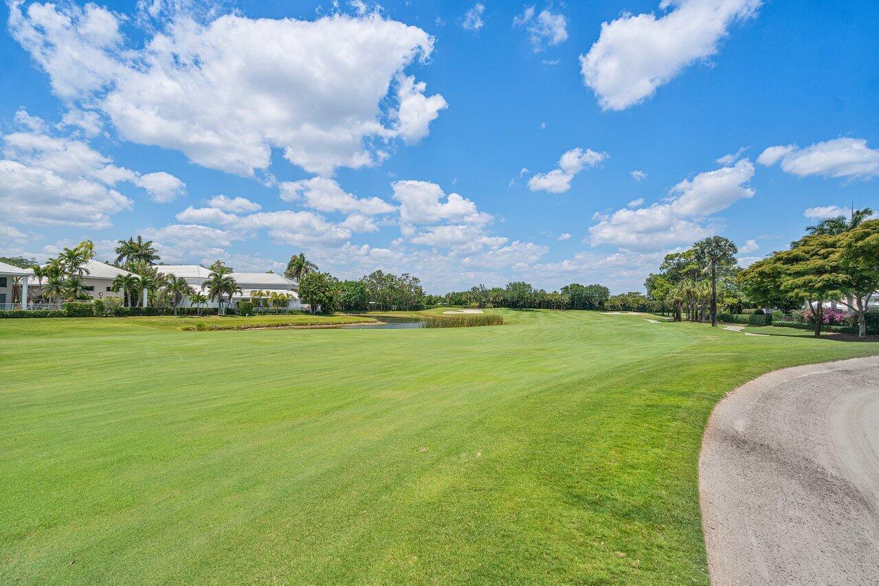 HOLLOWS / POLO CLUB - Residential