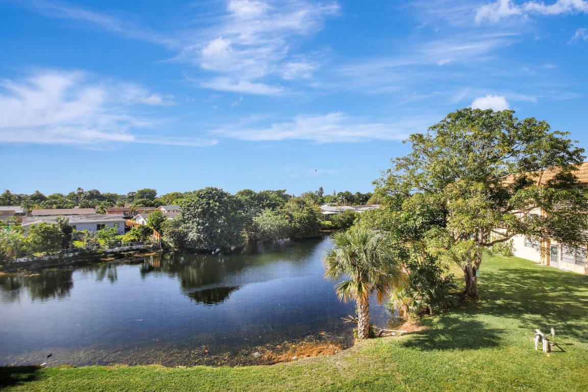 SUNRISE LAKES PHASE 2 - Residential