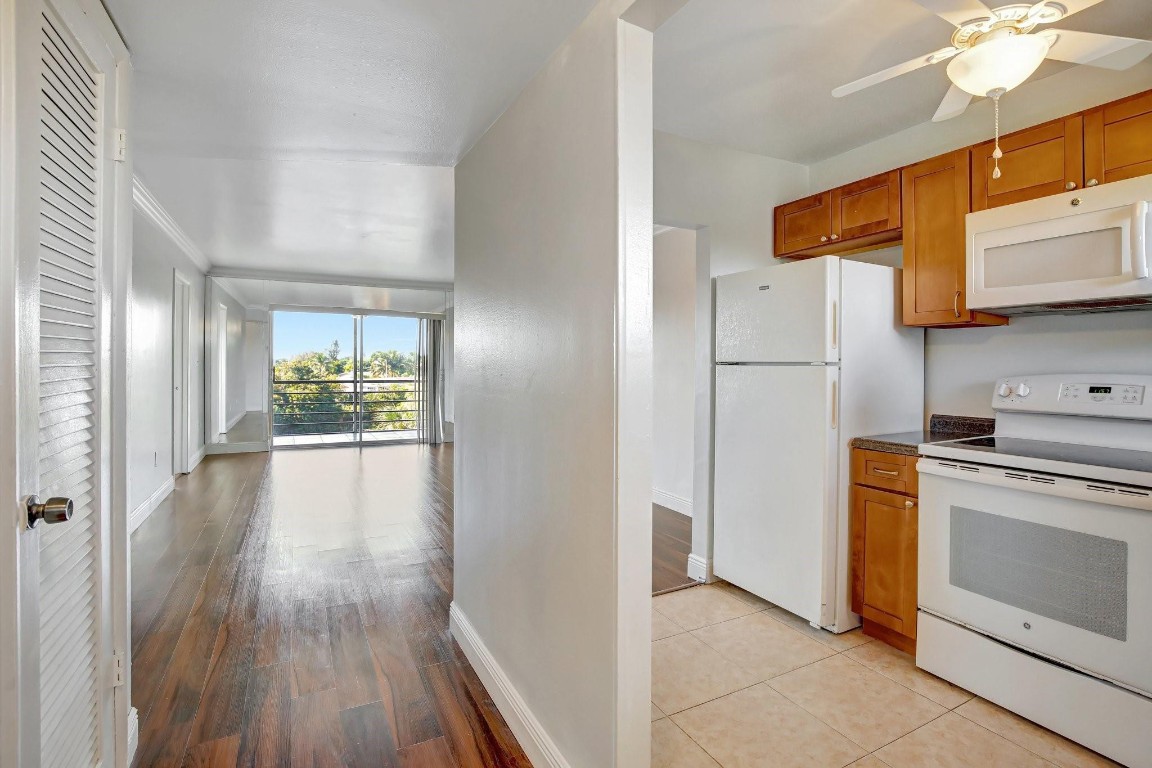 SUNRISE LAKES PHASE 2 - Residential