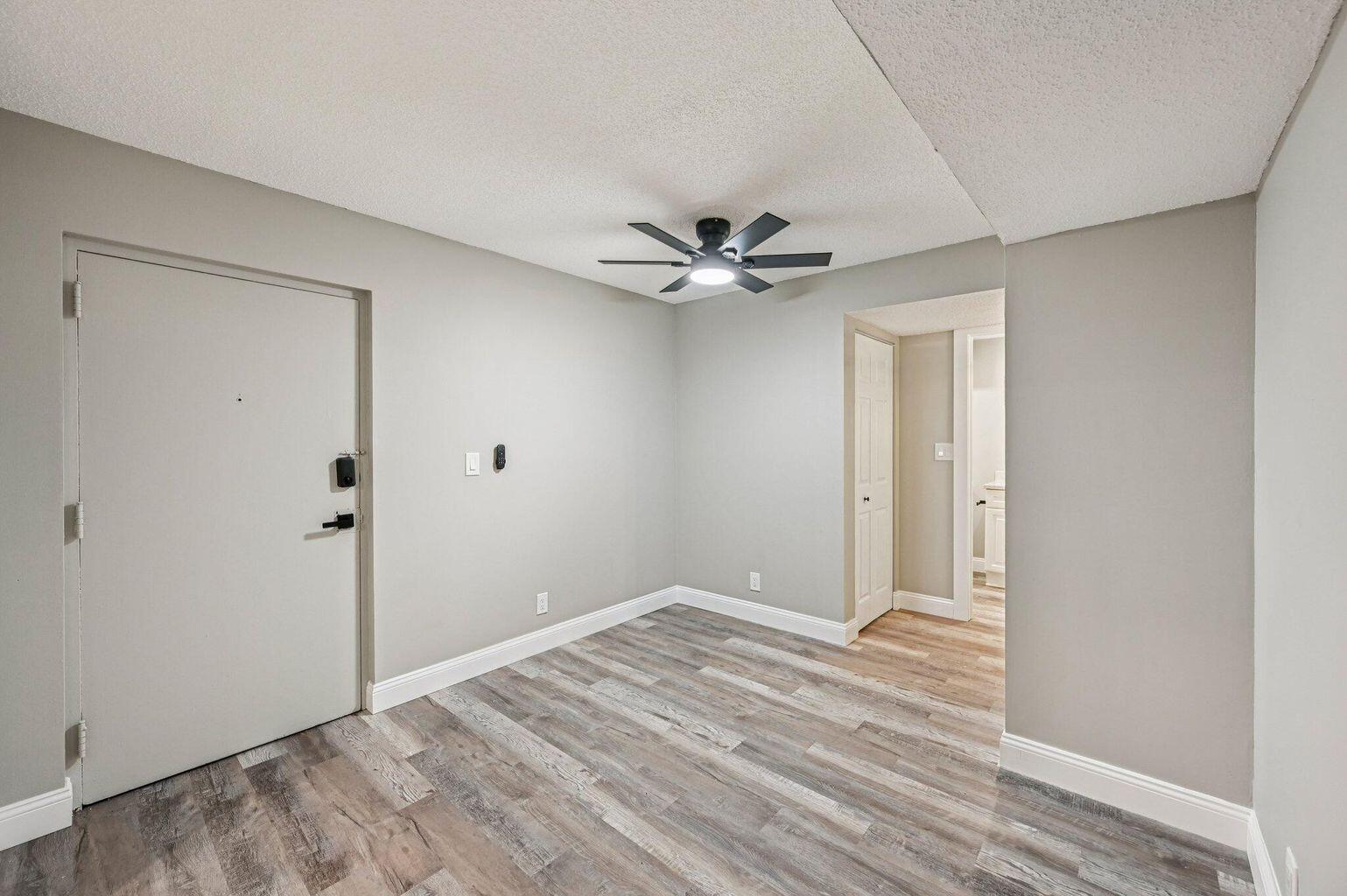 CASA DEL RIO CONDO - Residential Lease