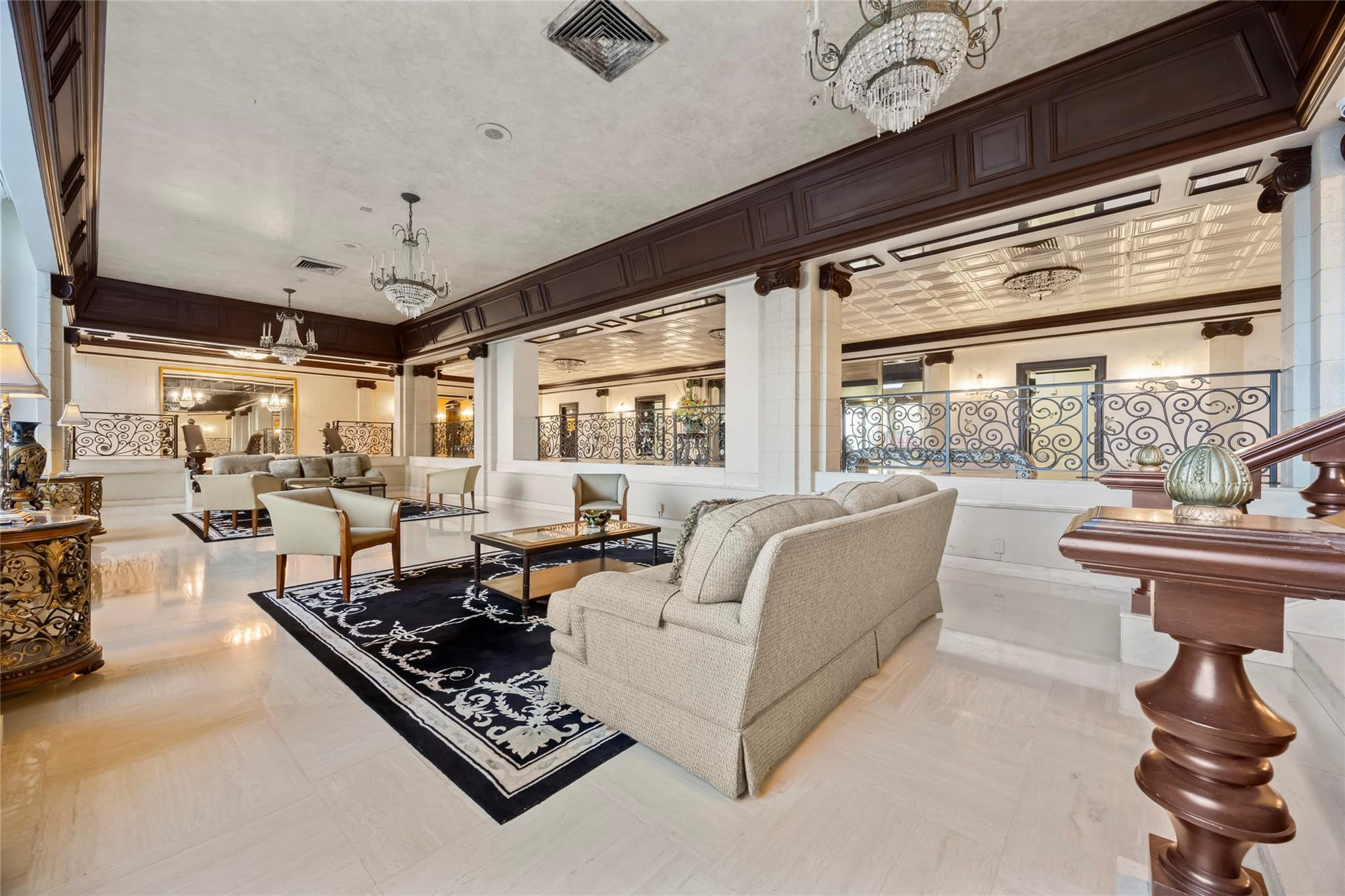 PARKER PLAZA CONDO - Residential