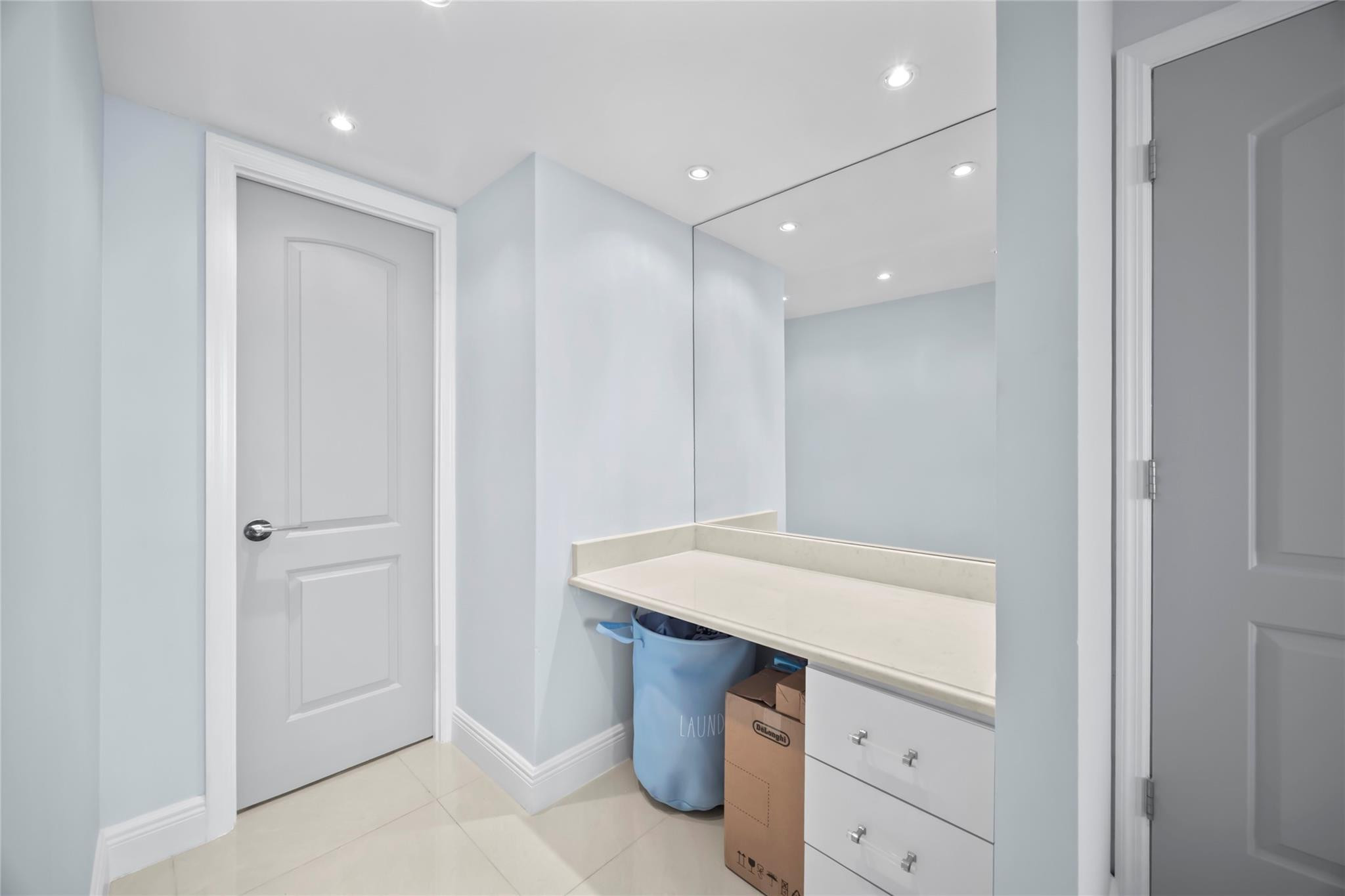 PARKER PLAZA CONDO - Residential