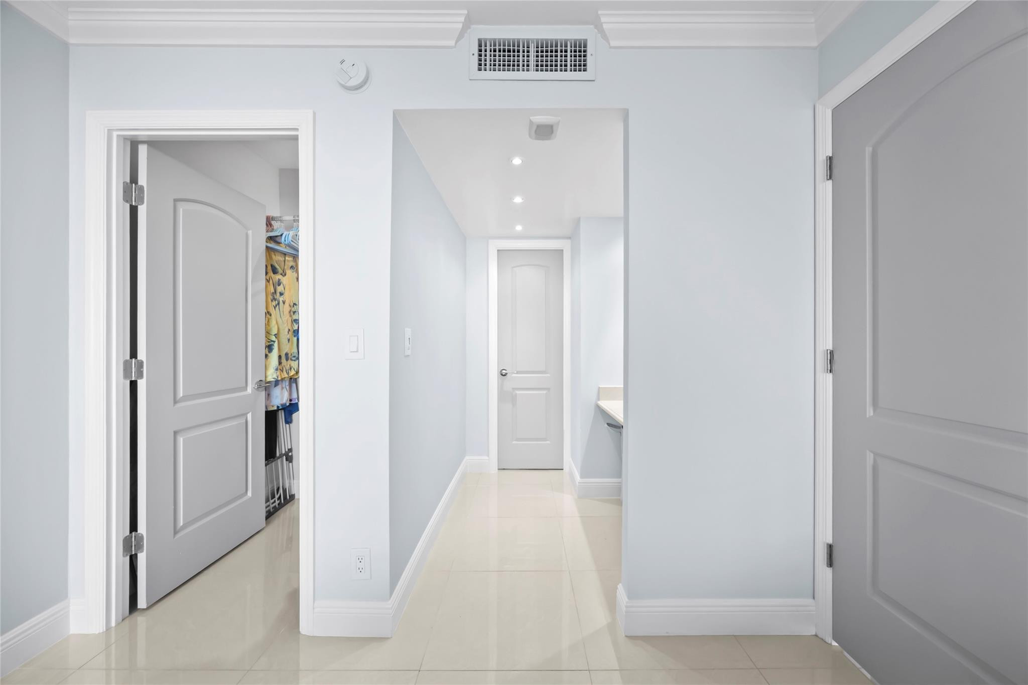 PARKER PLAZA CONDO - Residential