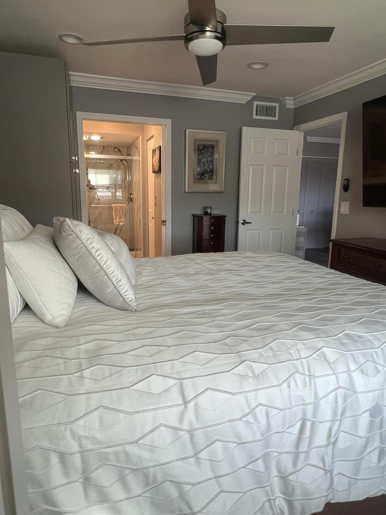 156 Lake Evelyn Drive