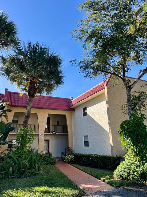 156 Lake Evelyn Drive West Palm Beach FL 33411