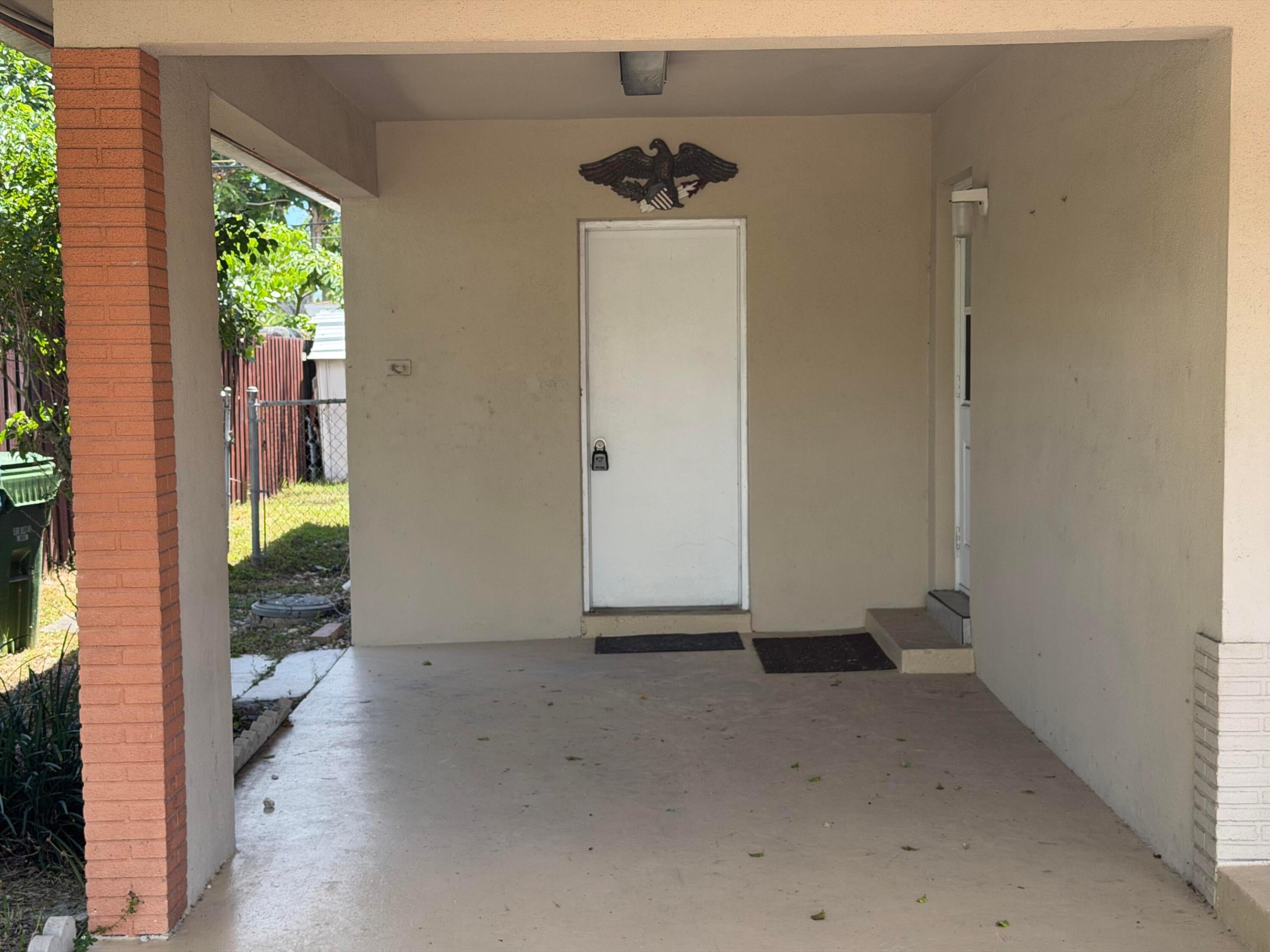 2924 NW 9TH Terrace
