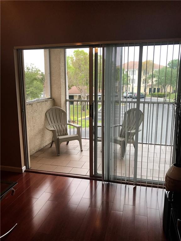 Palms Point - Residential Lease