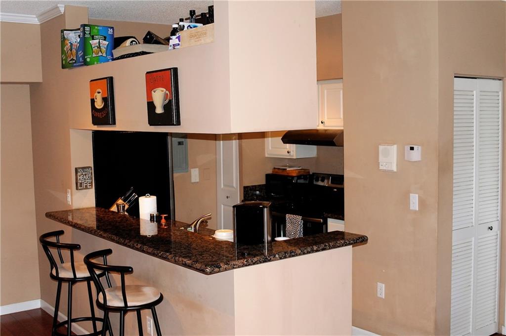 Palms Point - Residential Lease