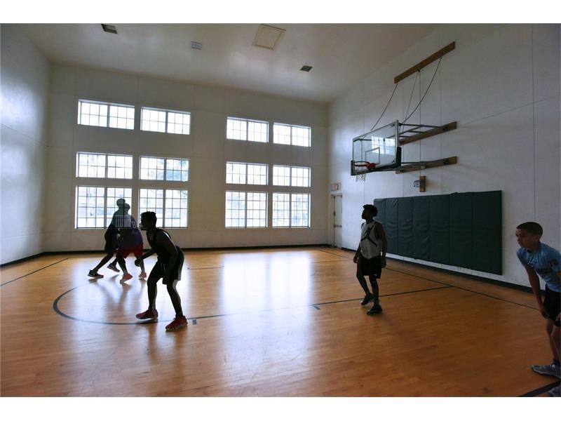 Palms Point - Residential Lease