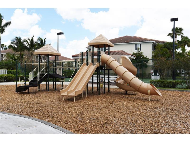 Palms Point - Residential Lease