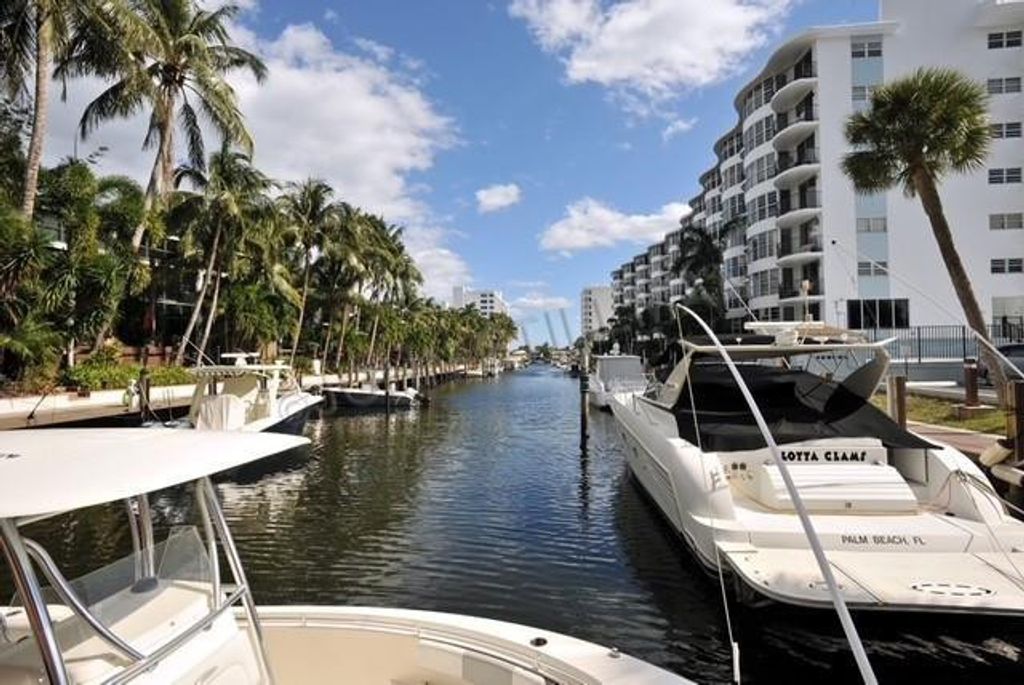 Photo of 4800 E Bayview Drive #901, Fort Lauderdale, FL 33308 (MLS # F10528187)