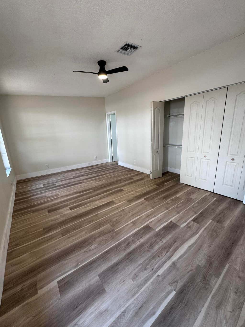 Photo of 7914 PEMBROKE Road #7914, Miramar, FL 33023 (MLS # B26057640)