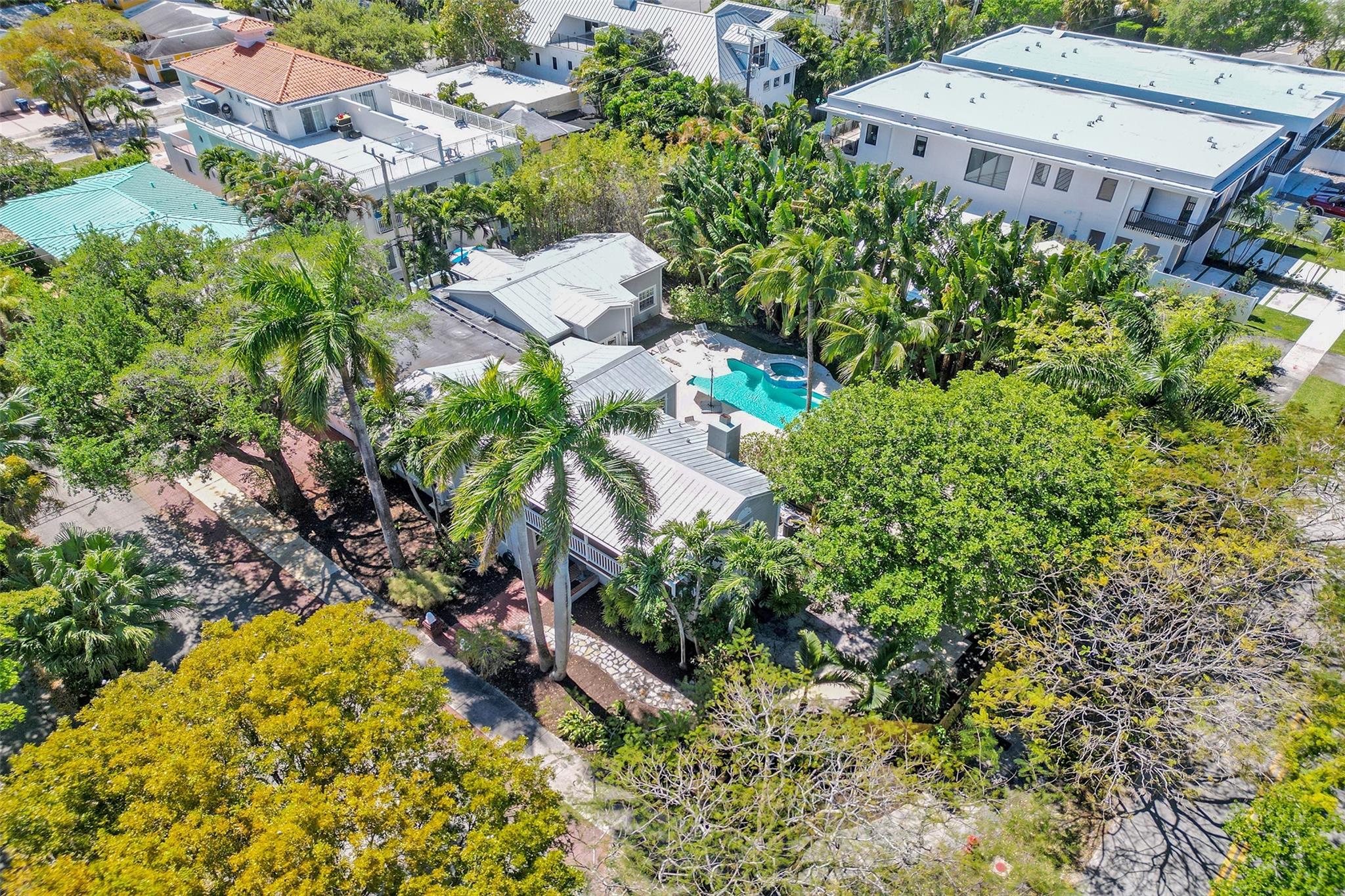 459 NE 15th Ave