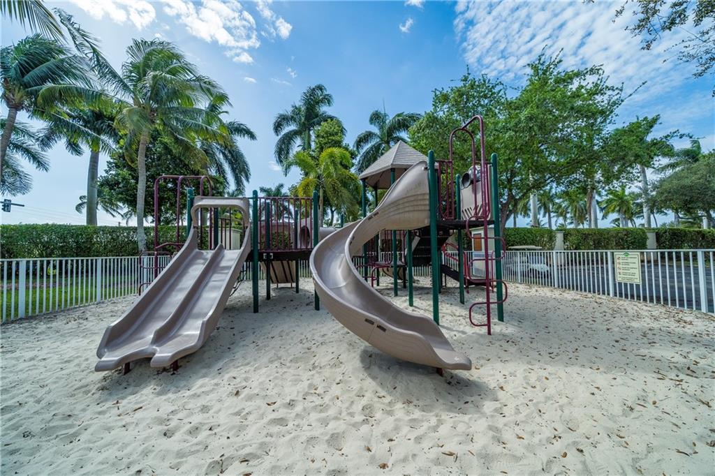 Turtle Cay - Residential