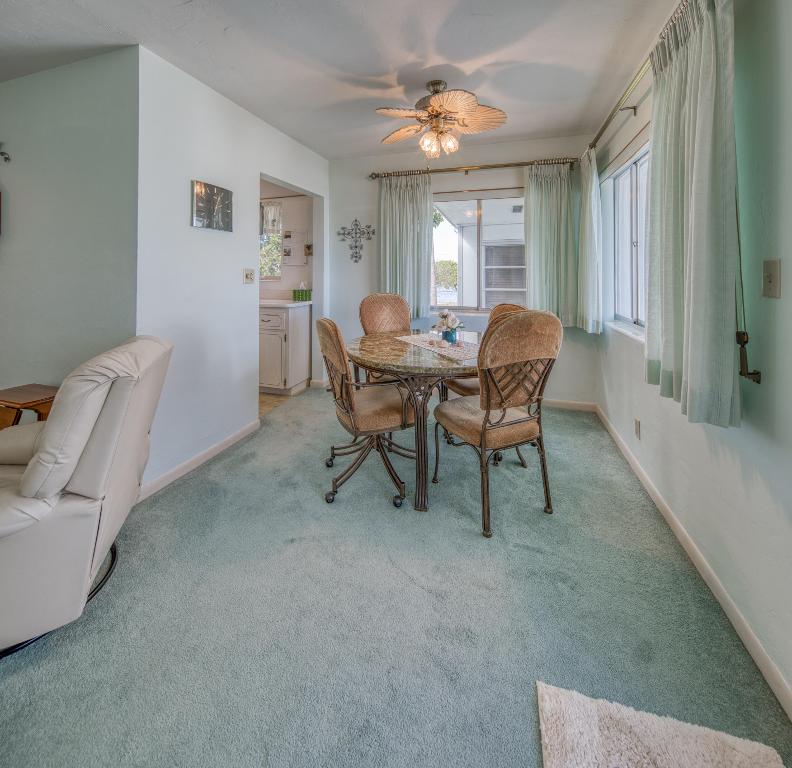 LAKESIDE POINT APT NO 2 COND DECL IN - Residential