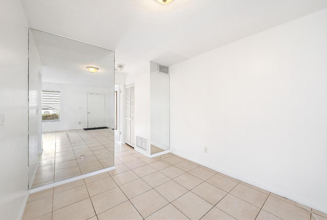 CEDAR POINTE CONDO - Residential