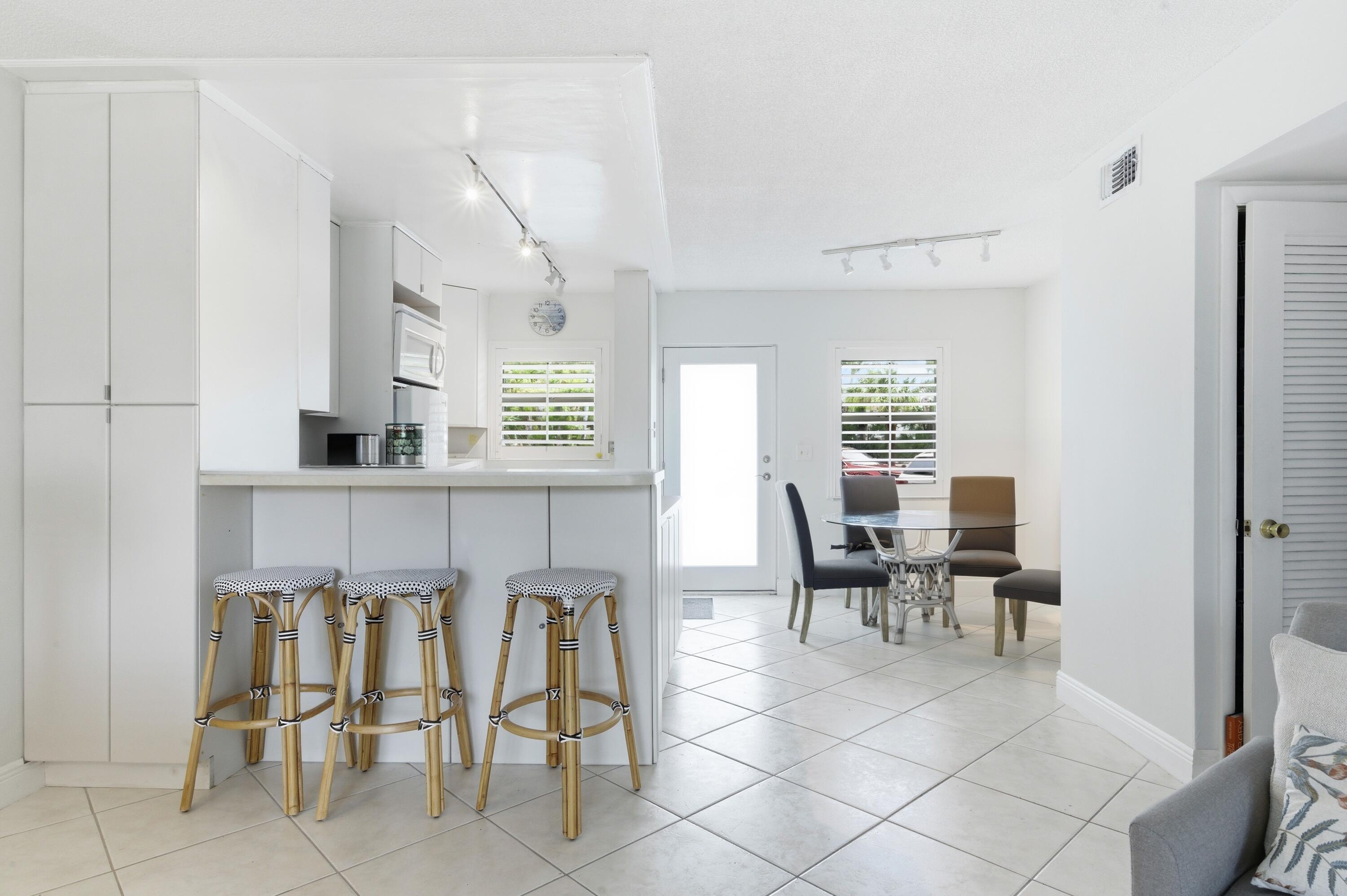 OCEAN TOWERS SOUTH CONDO - Residential