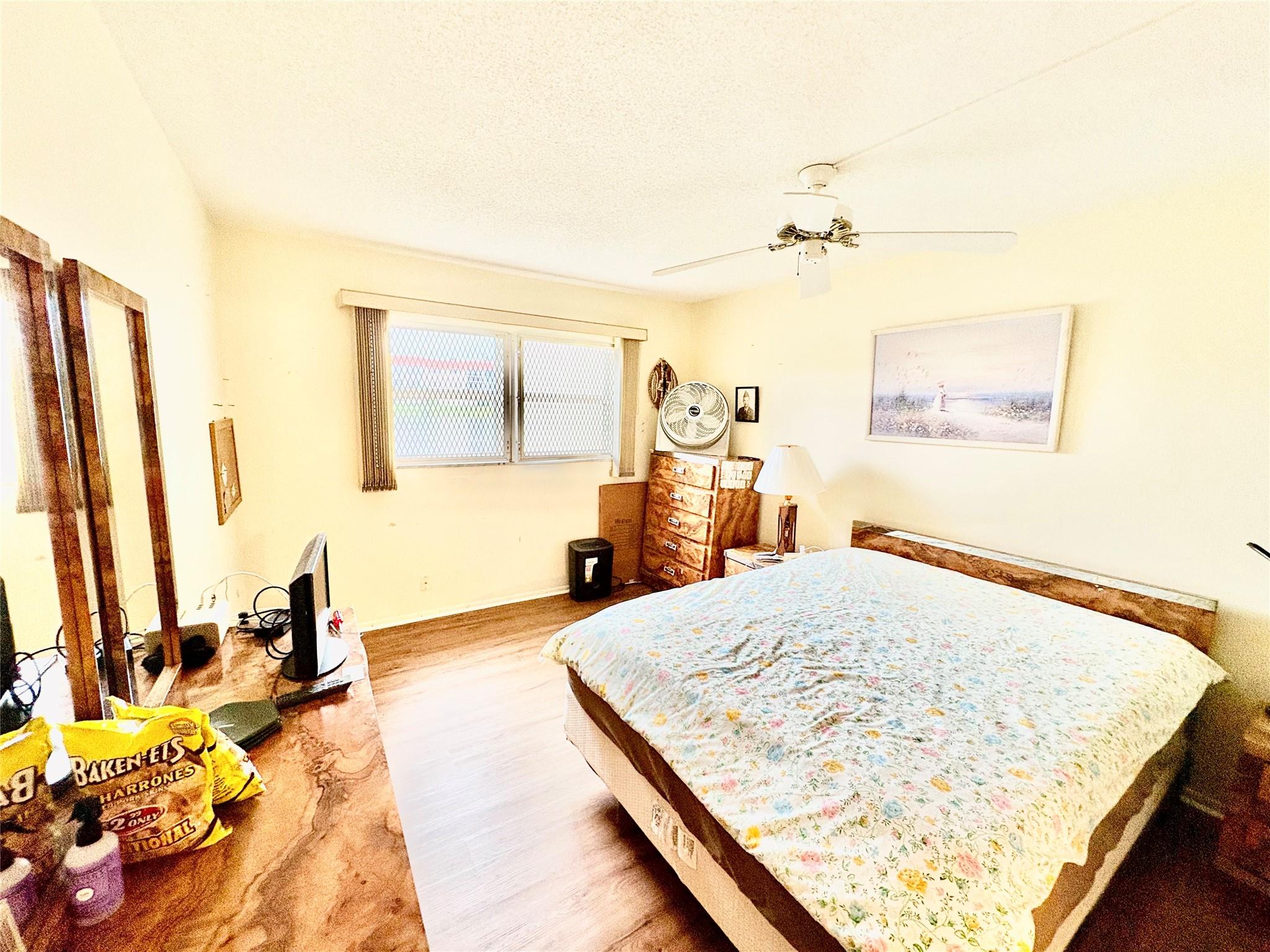 SUNRISE LAKES Phase 1 - Residential