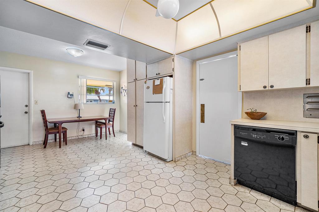 SPANISH RIVER LAND CO SUB - Land