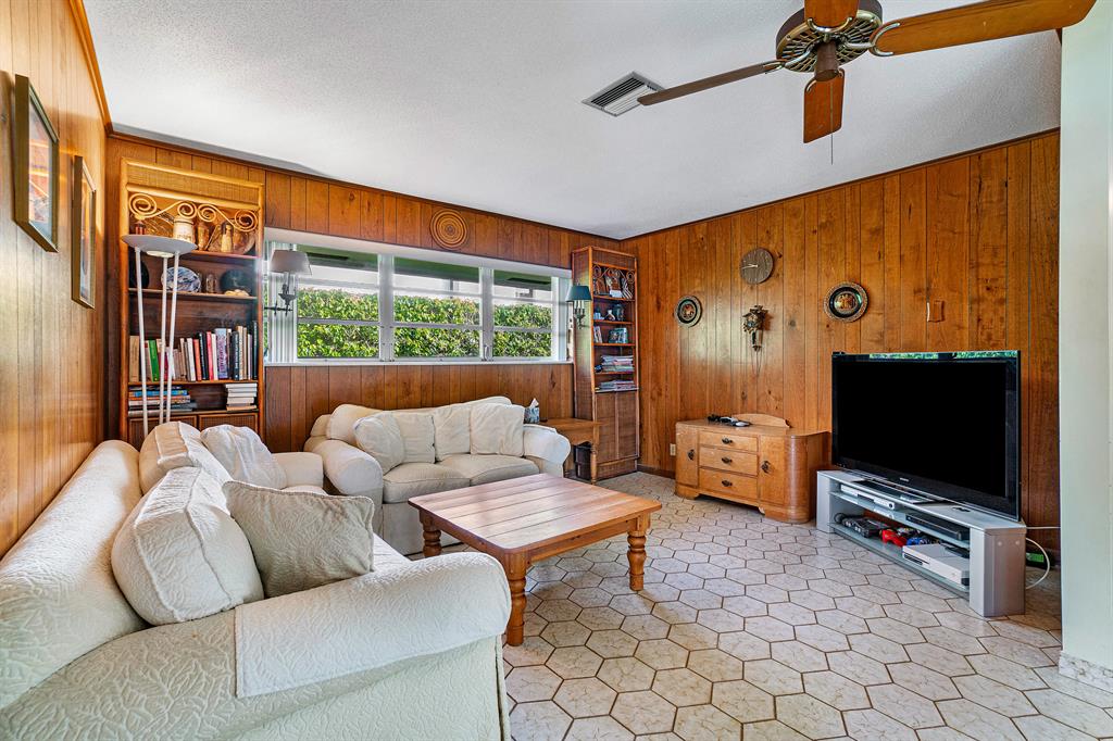 SPANISH RIVER LAND CO SUB - Land