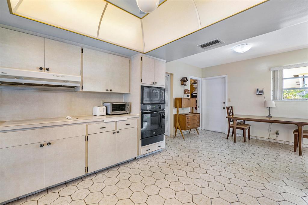 SPANISH RIVER LAND CO SUB - Land