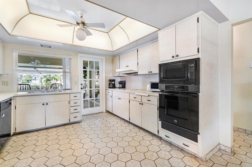 SPANISH RIVER LAND CO SUB - Land