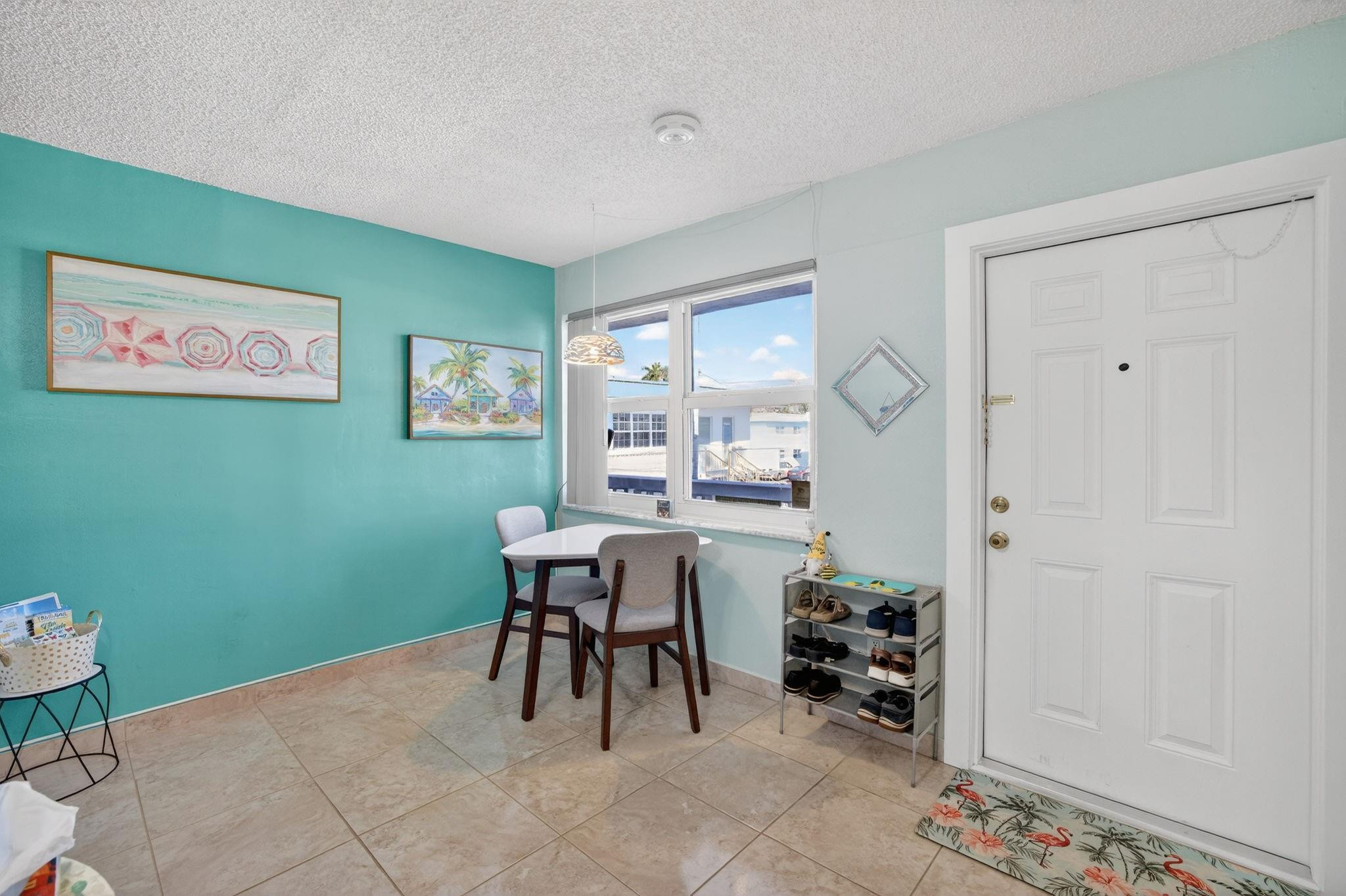 CRYSTAL COURT MANOR - Residential