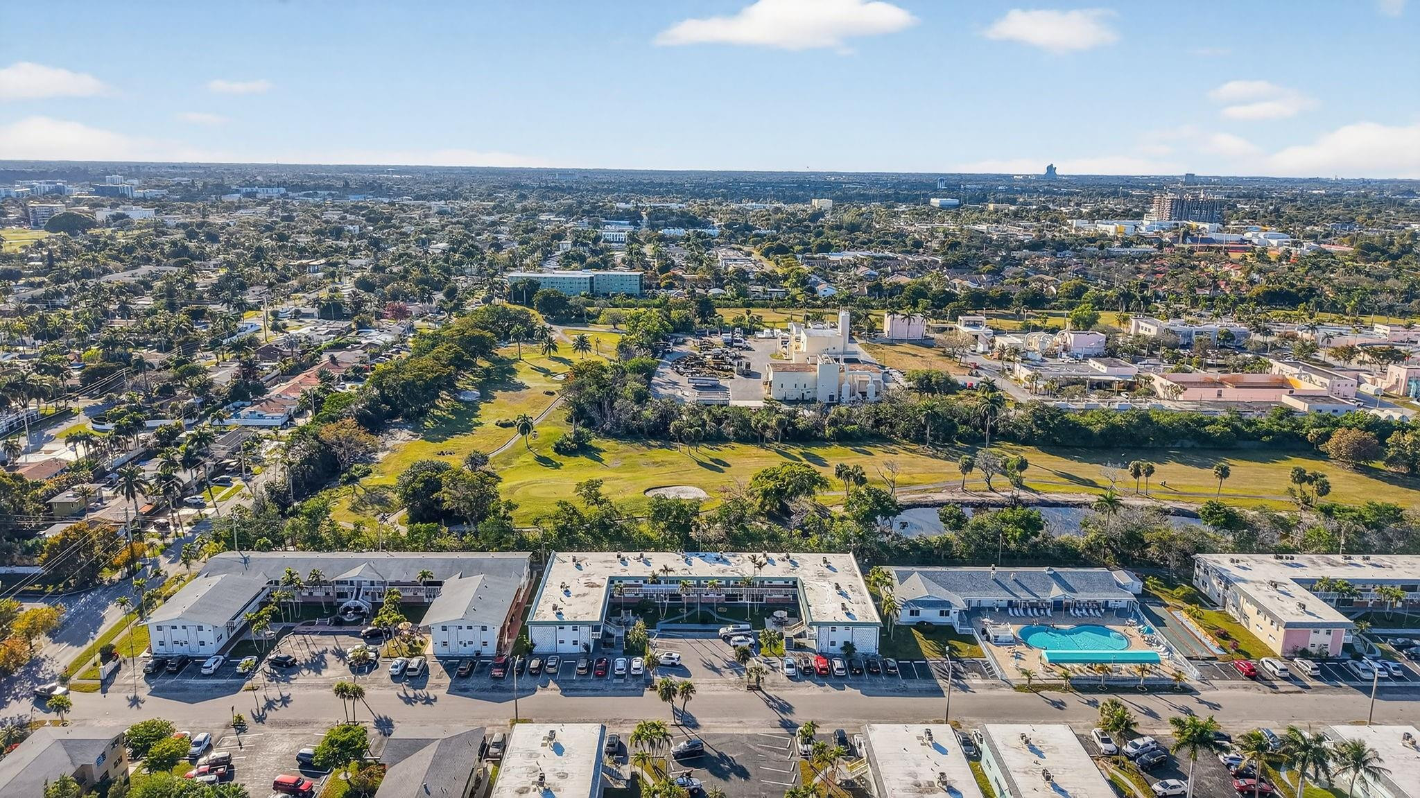 CRYSTAL COURT MANOR - Residential