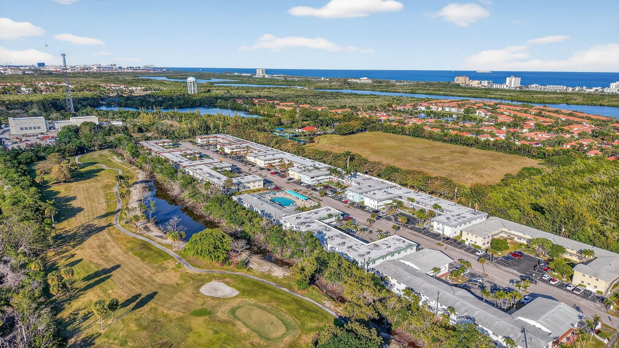 CRYSTAL COURT MANOR - Residential